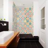 Habillage mur douche, crédence étanche et décorative, ambiance aspect matière, carreaux colorés